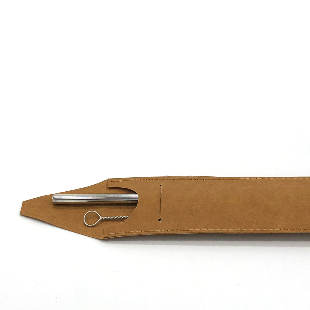 straw & travel case