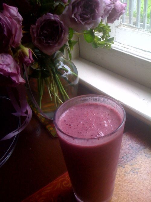 blueberry mint smoothie